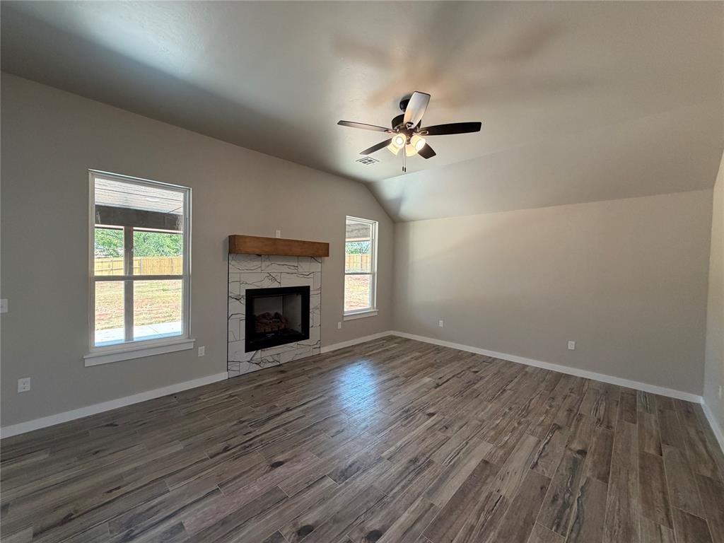 2205 Winter Ridge Road Property Photo 2