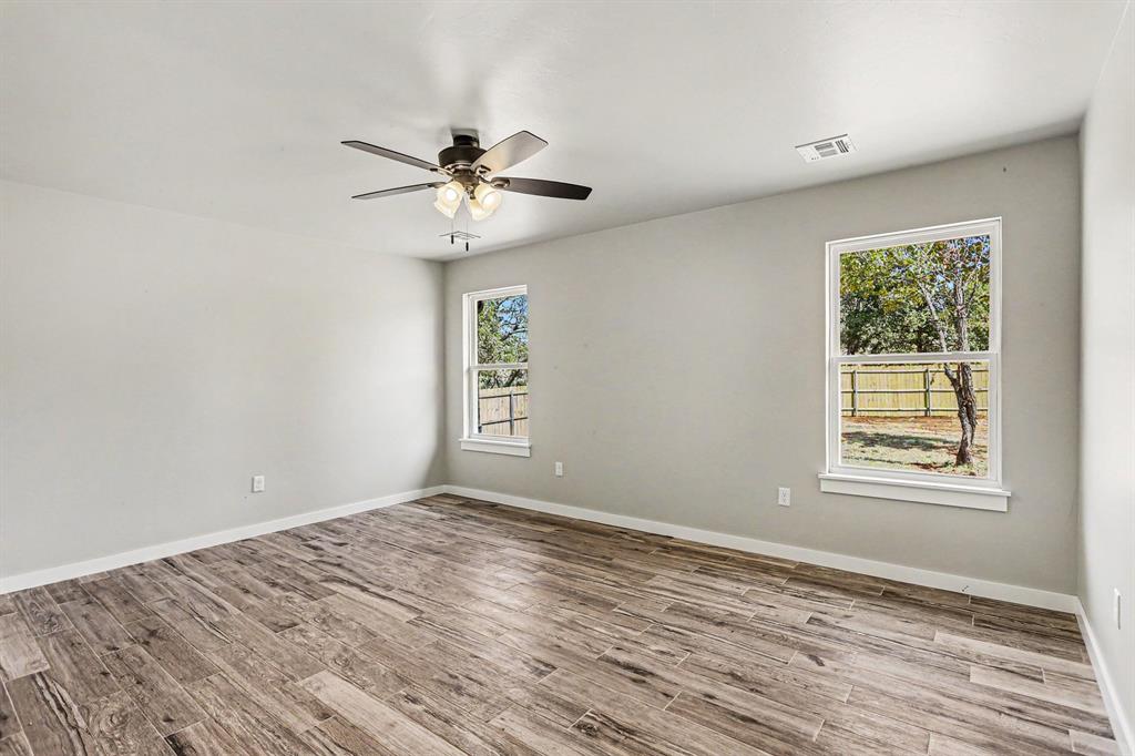 2205 Winter Ridge Road Property Photo 5