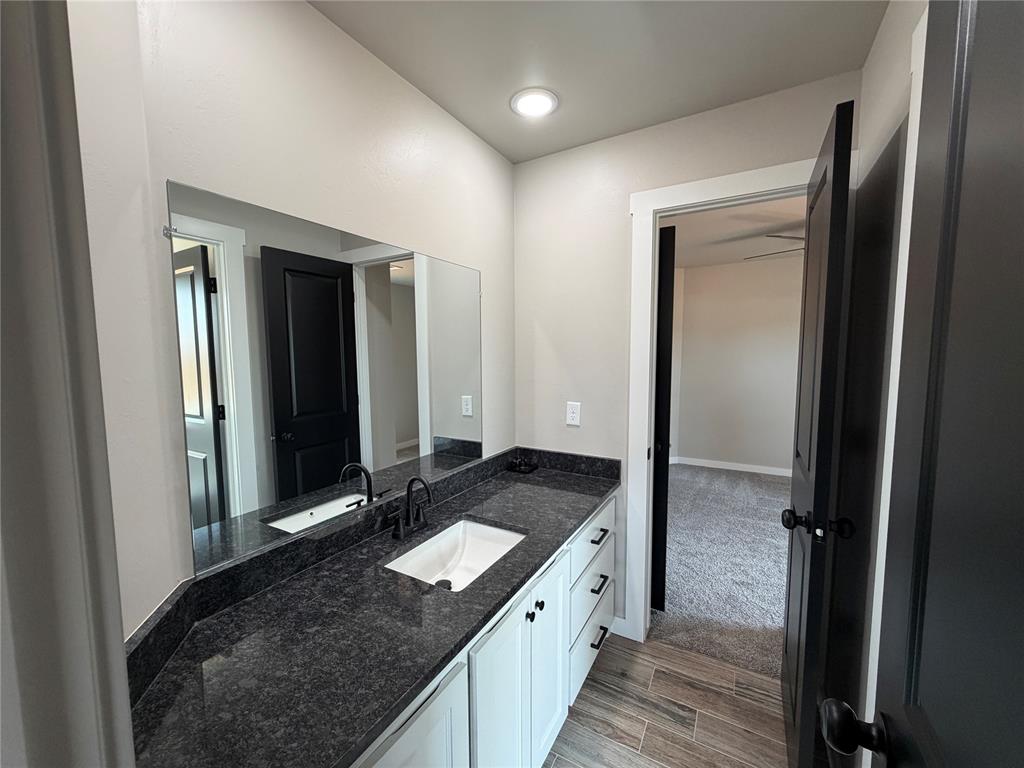 2205 Winter Ridge Road Property Photo 14