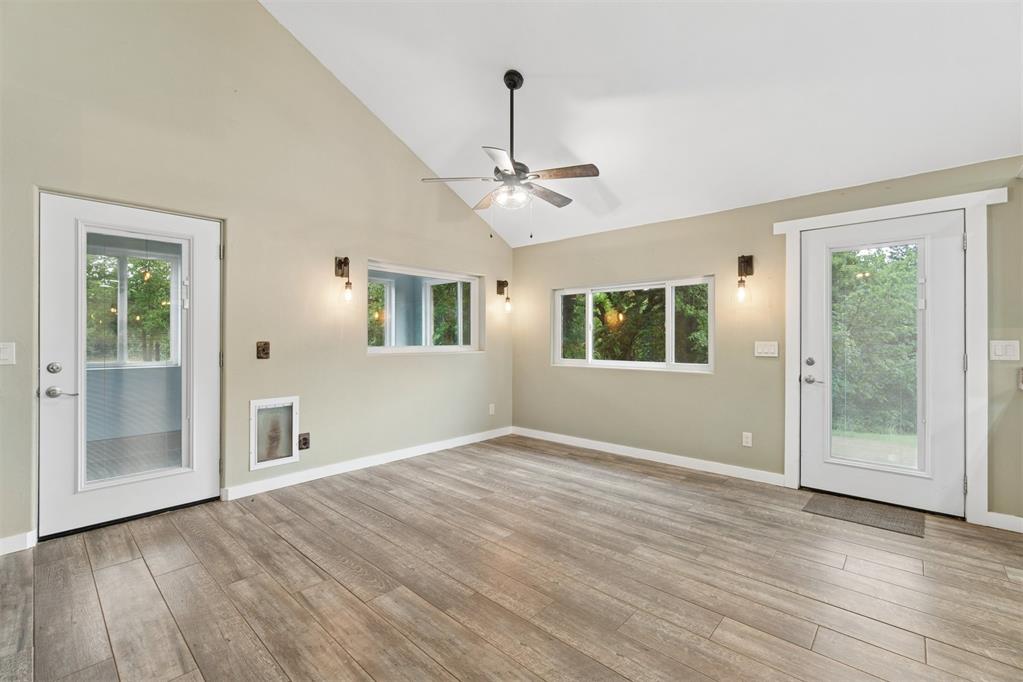 1025 E Triplett Road Property Photo 18