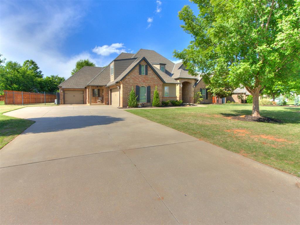 1017 W Camellia Way Property Photo 4