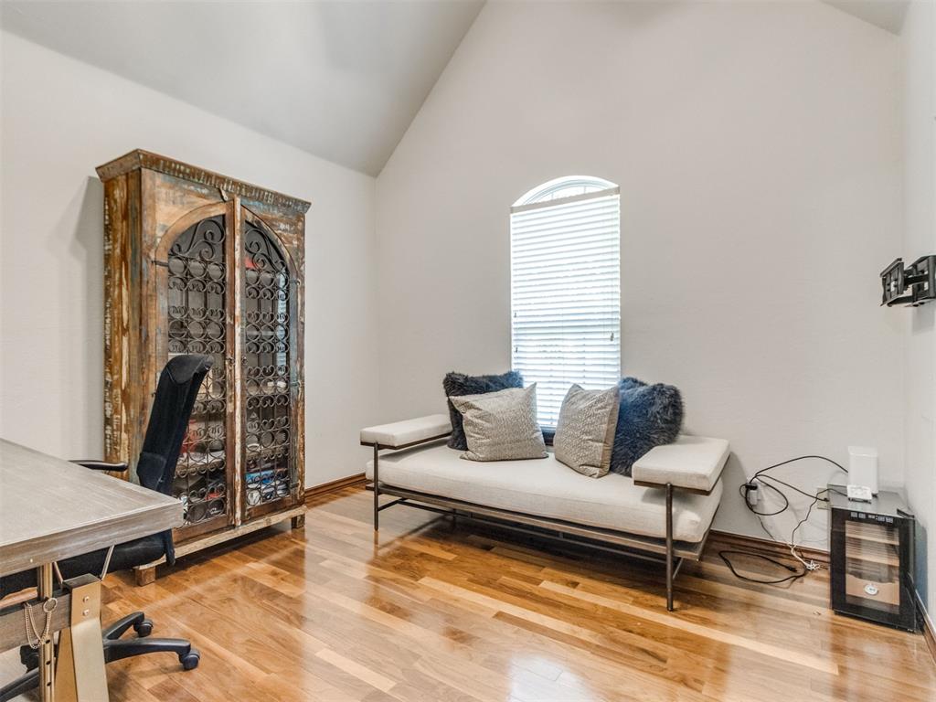 1017 W Camellia Way Property Photo 16