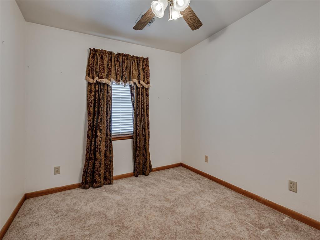20810 Silver Street Property Photo 26