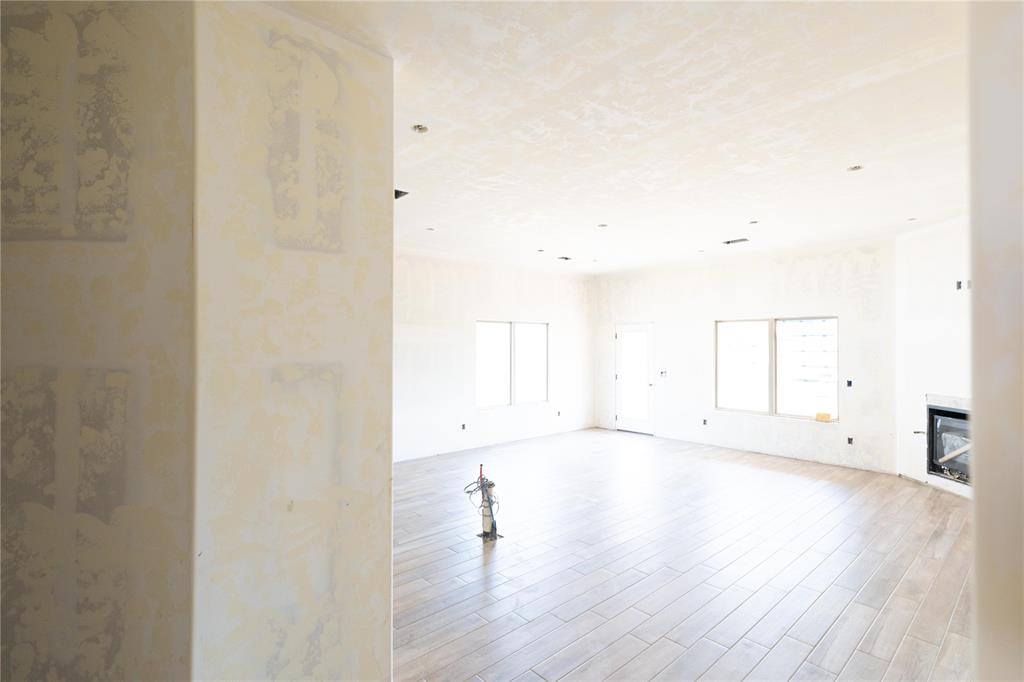 8316 Hazelwood Way Property Photo 1