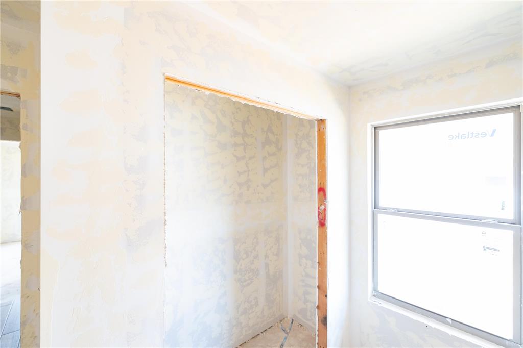 8316 Hazelwood Way Property Photo 11