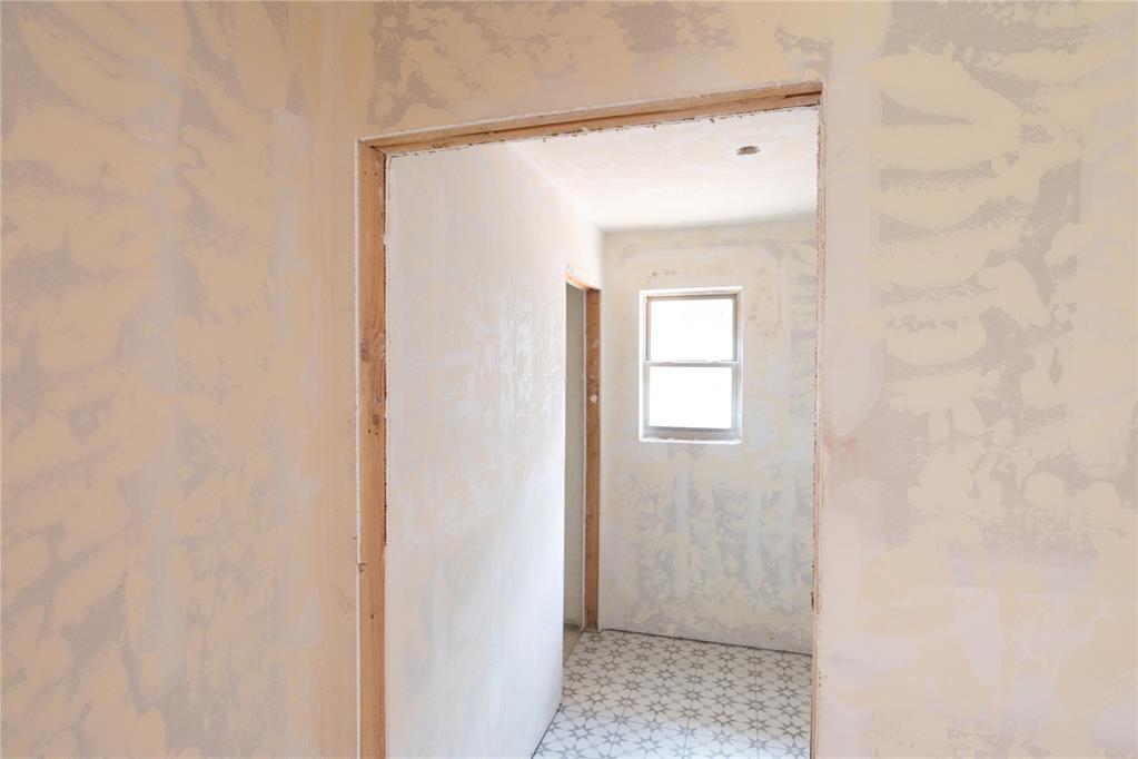 8316 Hazelwood Way Property Photo 14