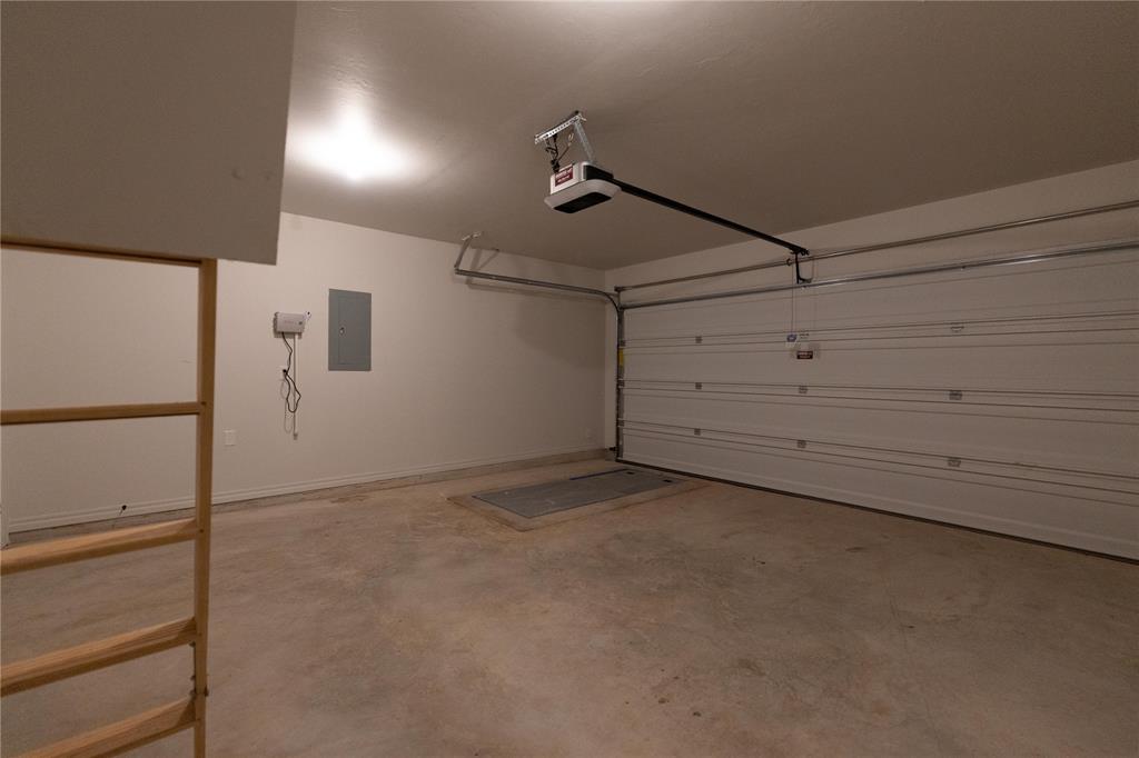 8316 Hazelwood Way Property Photo 24