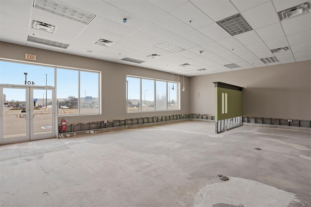 401 Regional Drive Property Photo 15