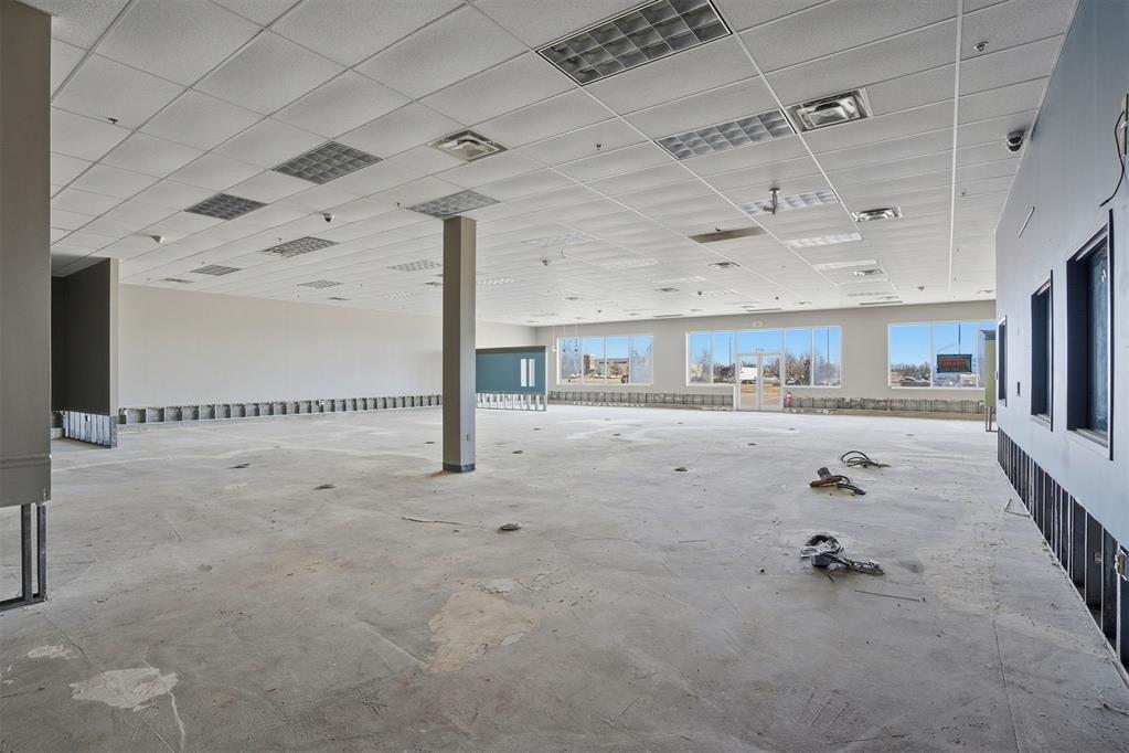 401 Regional Drive Property Photo 28