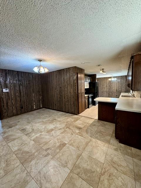 509 Mayfair Way Property Photo 8
