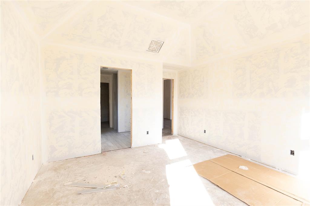 8804 Kate Crossing Property Photo 4