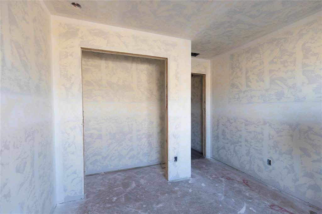 8804 Kate Crossing Property Photo 9