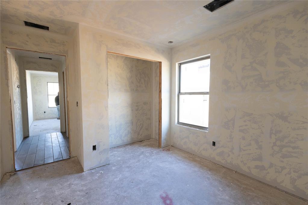 8804 Kate Crossing Property Photo 10