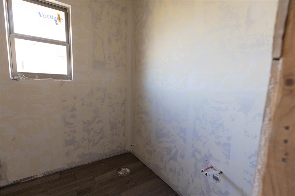8804 Kate Crossing Property Photo 11