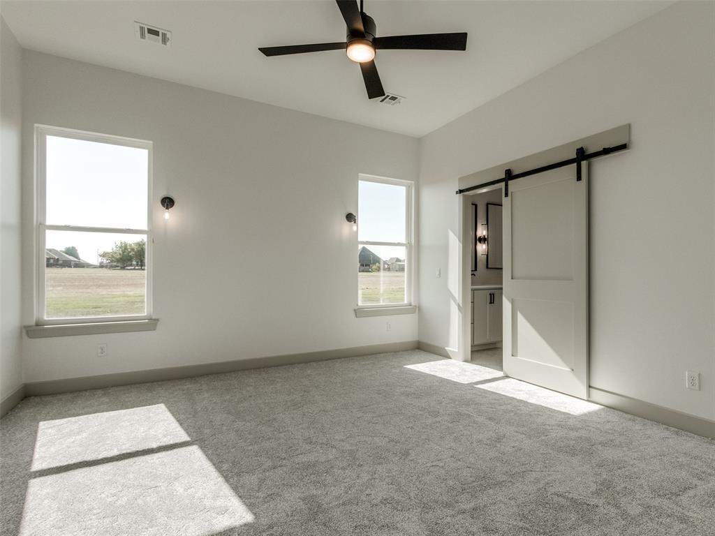 1113 Jaden Boulevard Property Photo 9