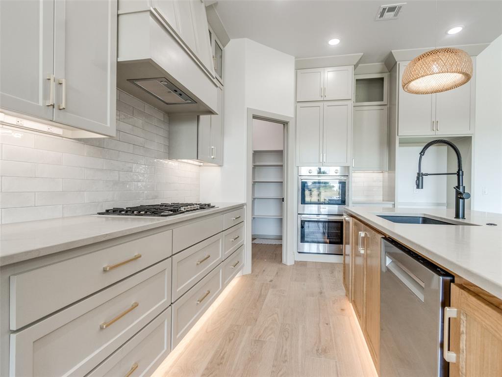 1113 Jaden Boulevard Property Photo 17