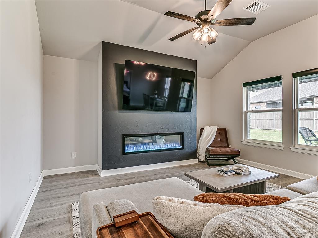 3205 Piney River Drive Property Photo 3