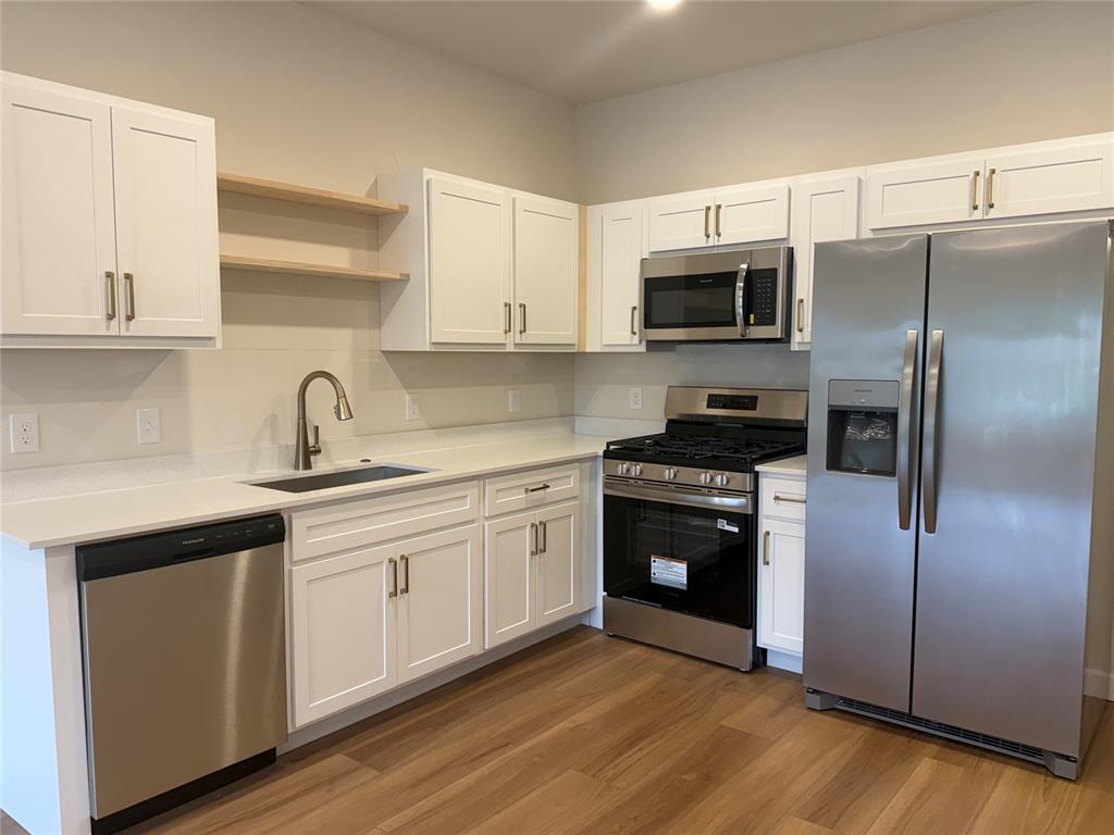 100 S. Walnut Street Property Photo 3