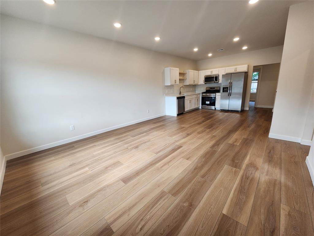 100 S. Walnut Street Property Photo 5
