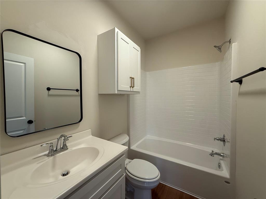 100 S. Walnut Street Property Photo 11