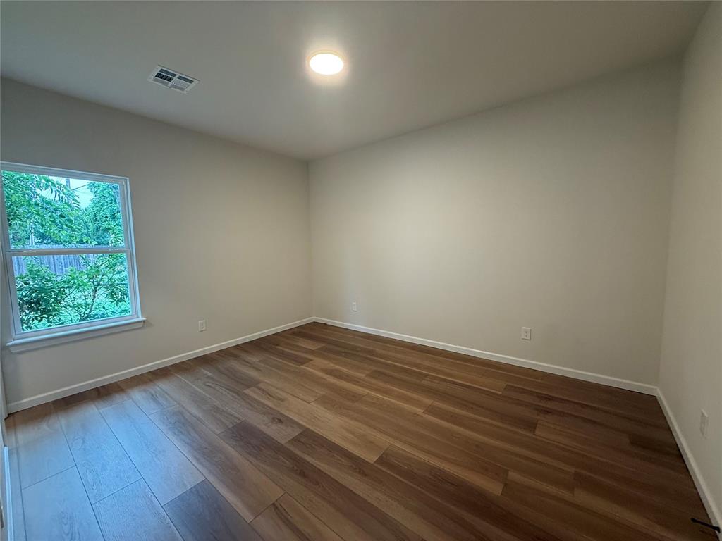 100 S. Walnut Street Property Photo 14