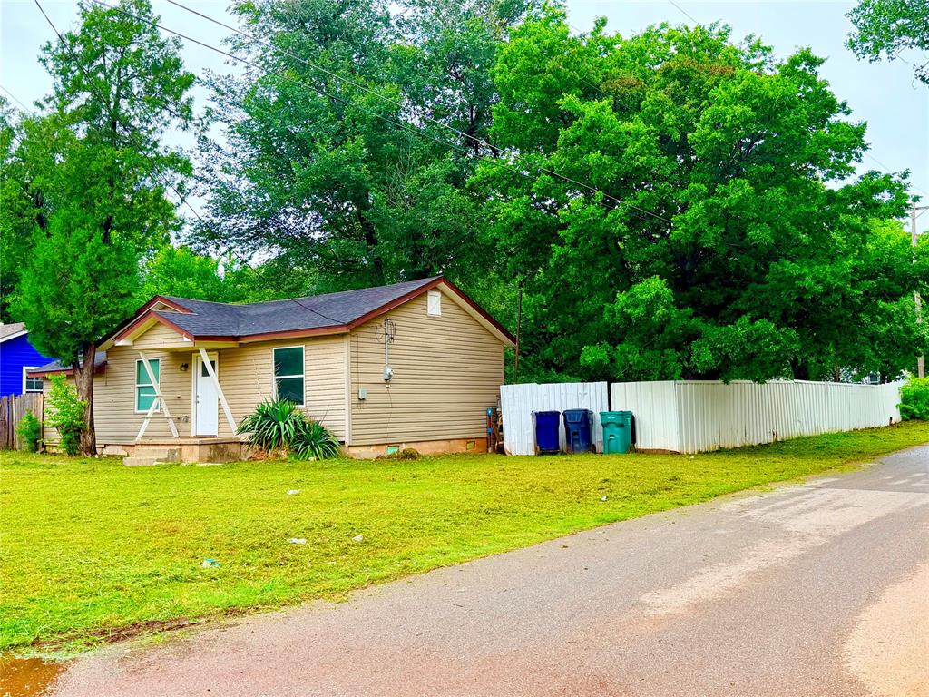 4131 Cunningham Drive Property Photo 2