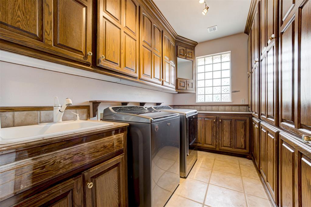 68 Stonegate Drive Property Photo 35