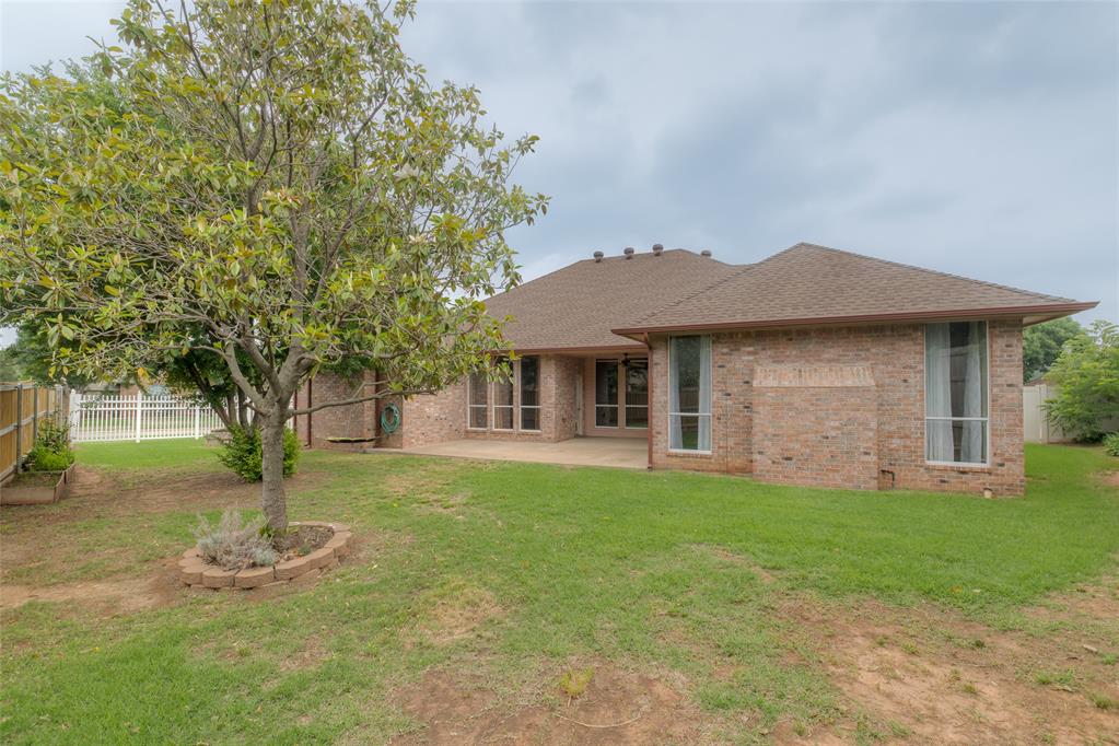19825 Corral Place Property Photo 47