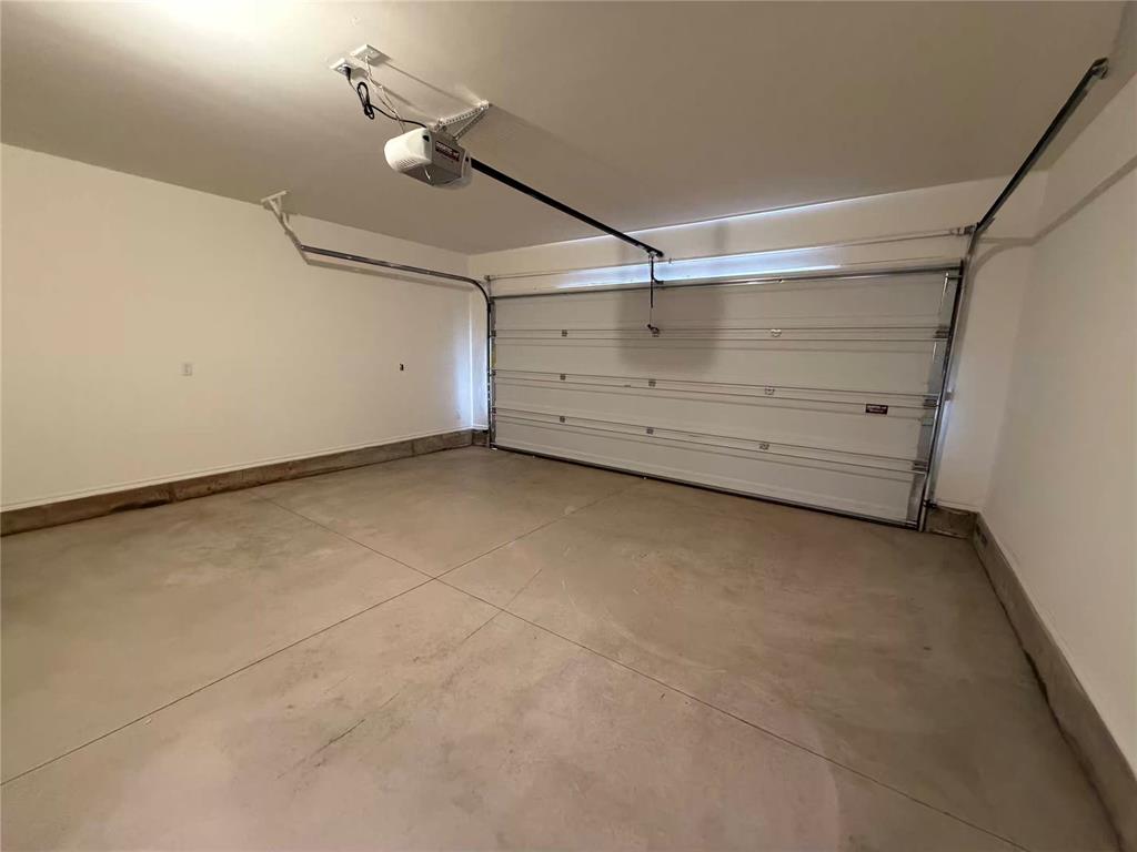 300 Liam Drive Property Photo 23