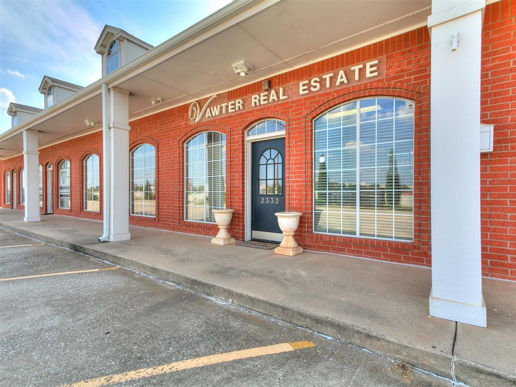 2332 N Interstate Drive Property Photo 4