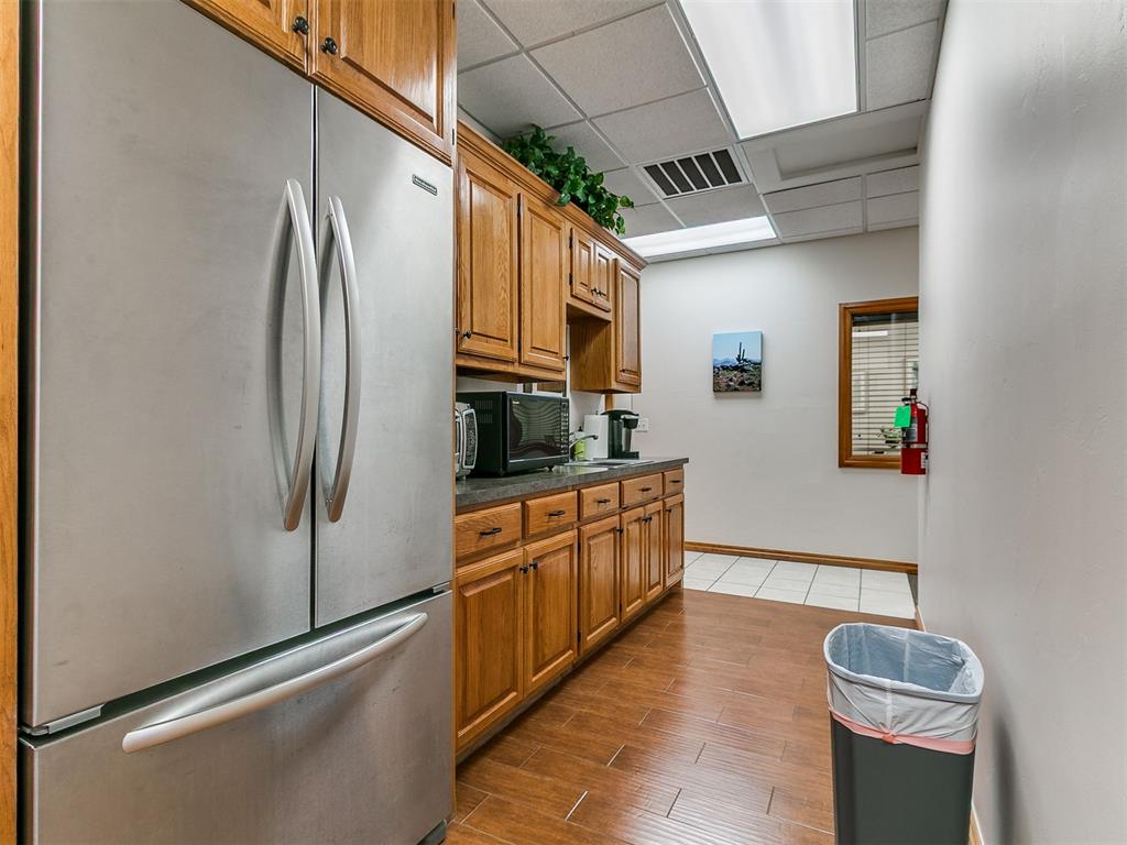 2332 N Interstate Drive Property Photo 18
