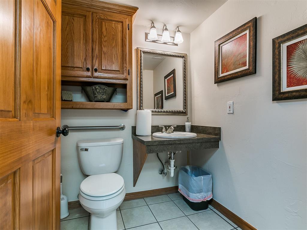 2332 N Interstate Drive Property Photo 21