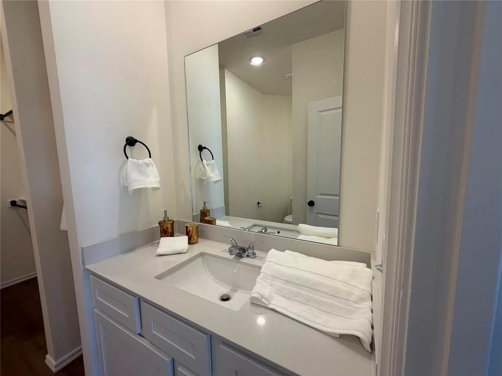 304 Aaran Way Property Photo 18