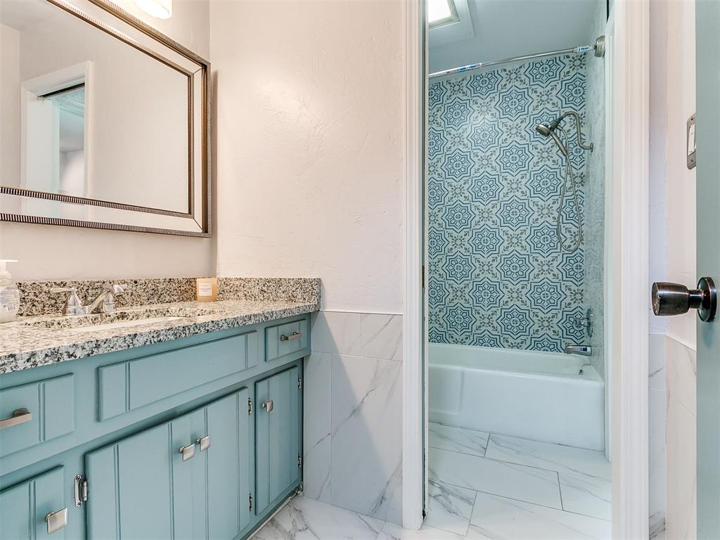 4812 Nw 74th Street Property Photo 17