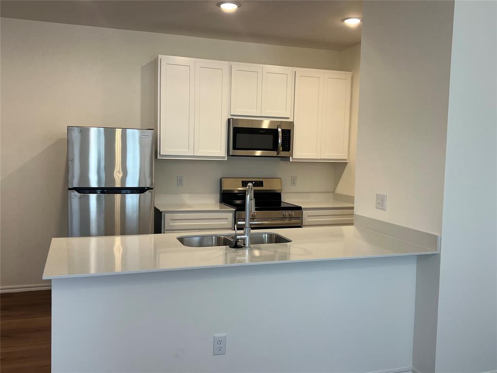 306 Liam Drive Property Photo 3
