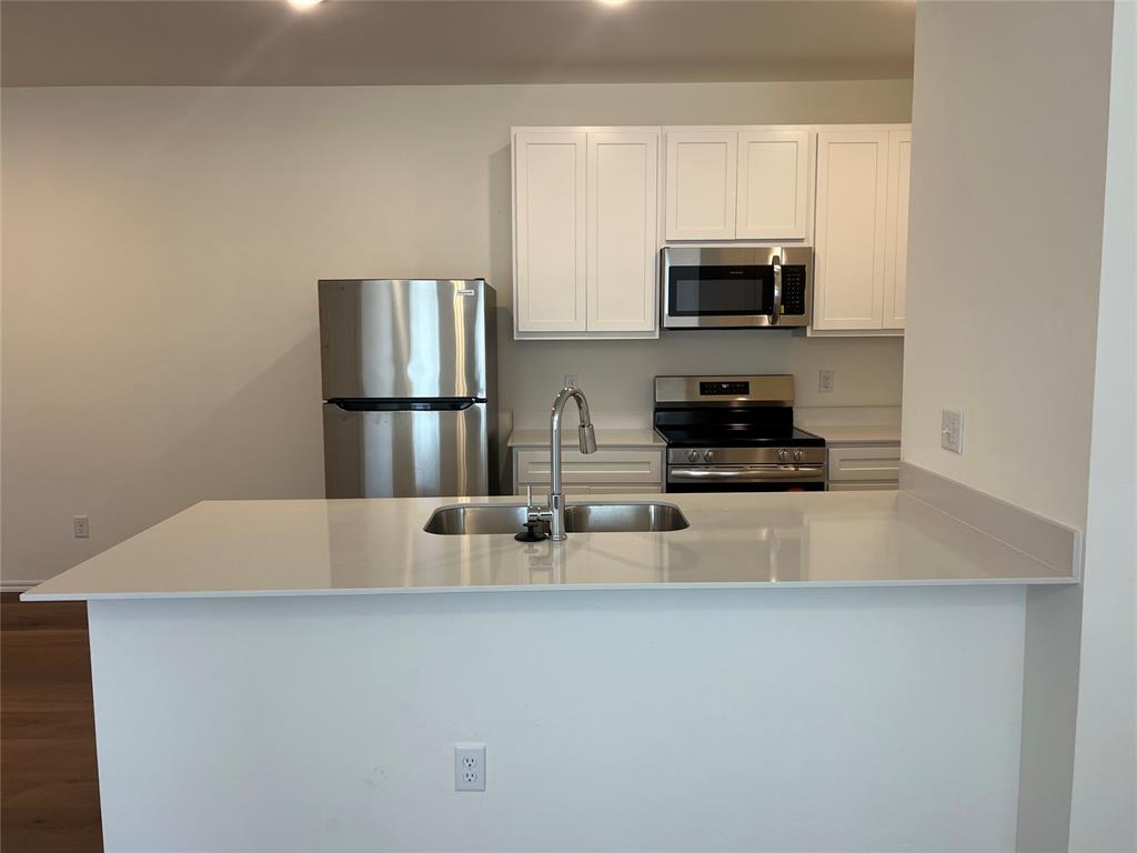 306 Liam Drive Property Photo 5