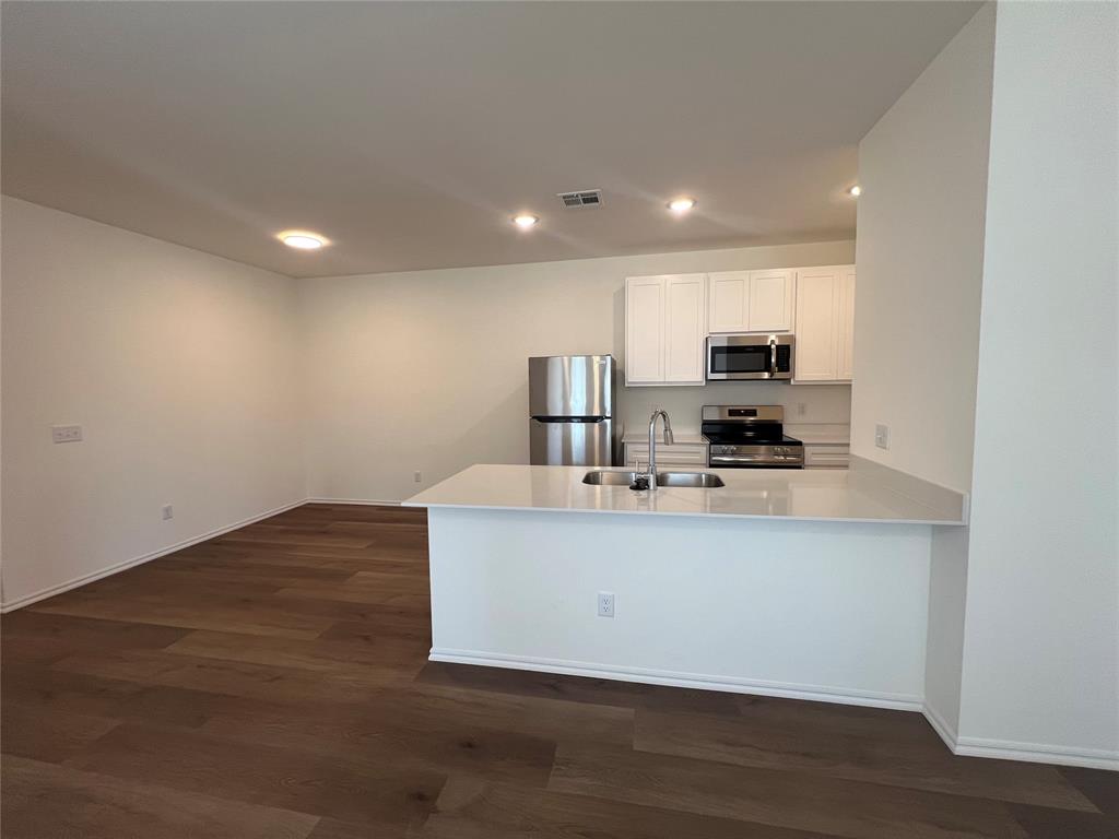 306 Liam Drive Property Photo 6