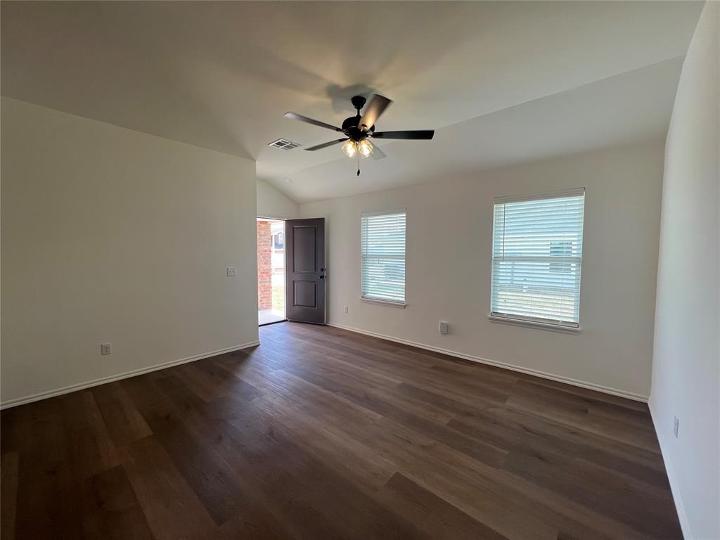 306 Liam Drive Property Photo 25