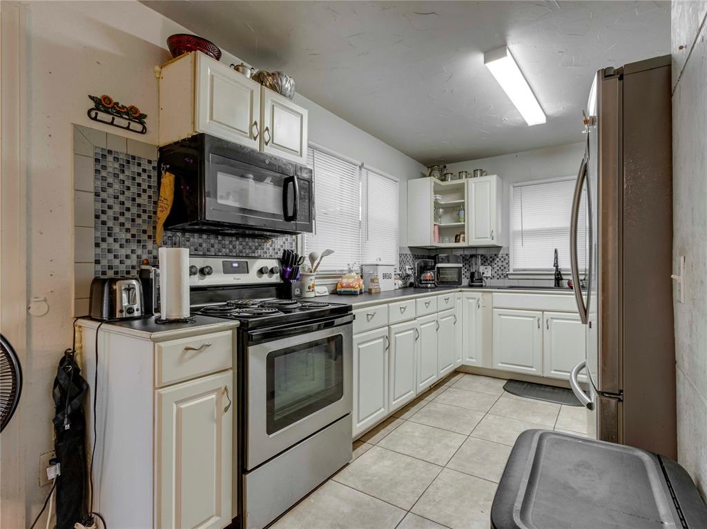 3217 Otterson Drive Property Photo 6