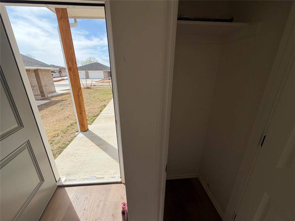 301 Aaran Way Property Photo 20