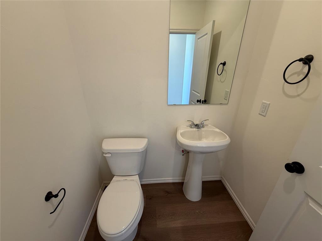 301 Aaran Way Property Photo 22