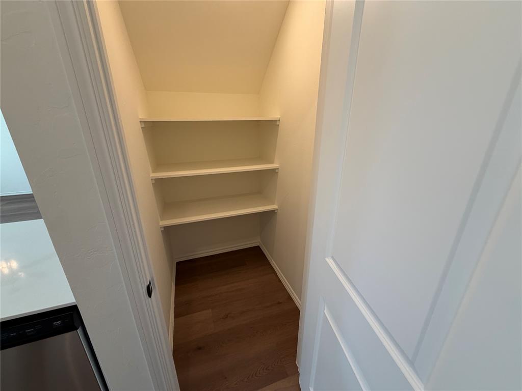 301 Aaran Way Property Photo 32