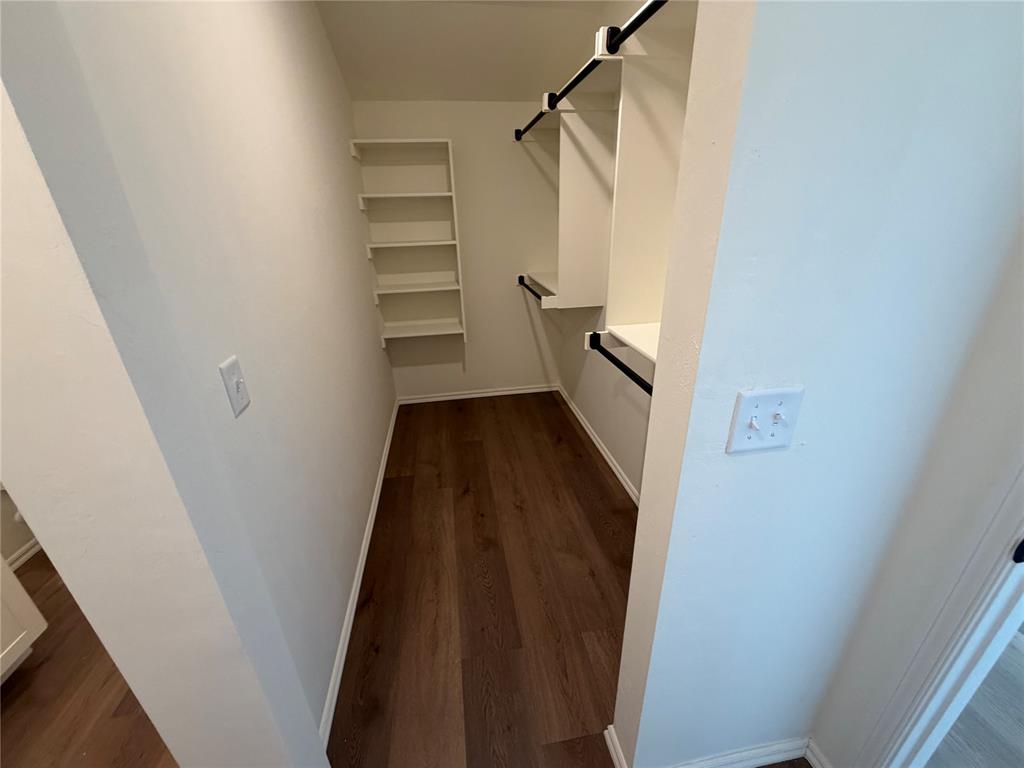 301 Aaran Way Property Photo 40