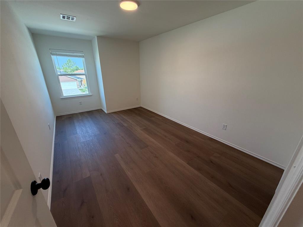 301 Aaran Way Property Photo 41