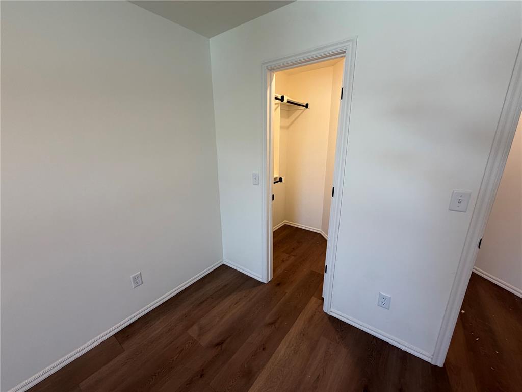 301 Aaran Way Property Photo 43