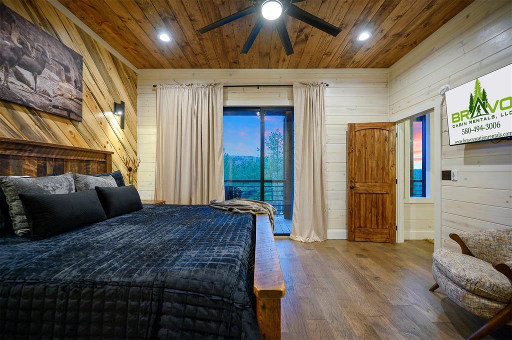 295 Boulder Creek Property Photo 15