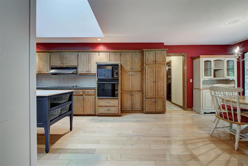 12913 Burlingame Avenue Property Photo 14
