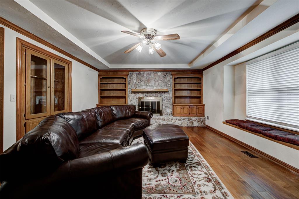 12913 Burlingame Avenue Property Photo 19