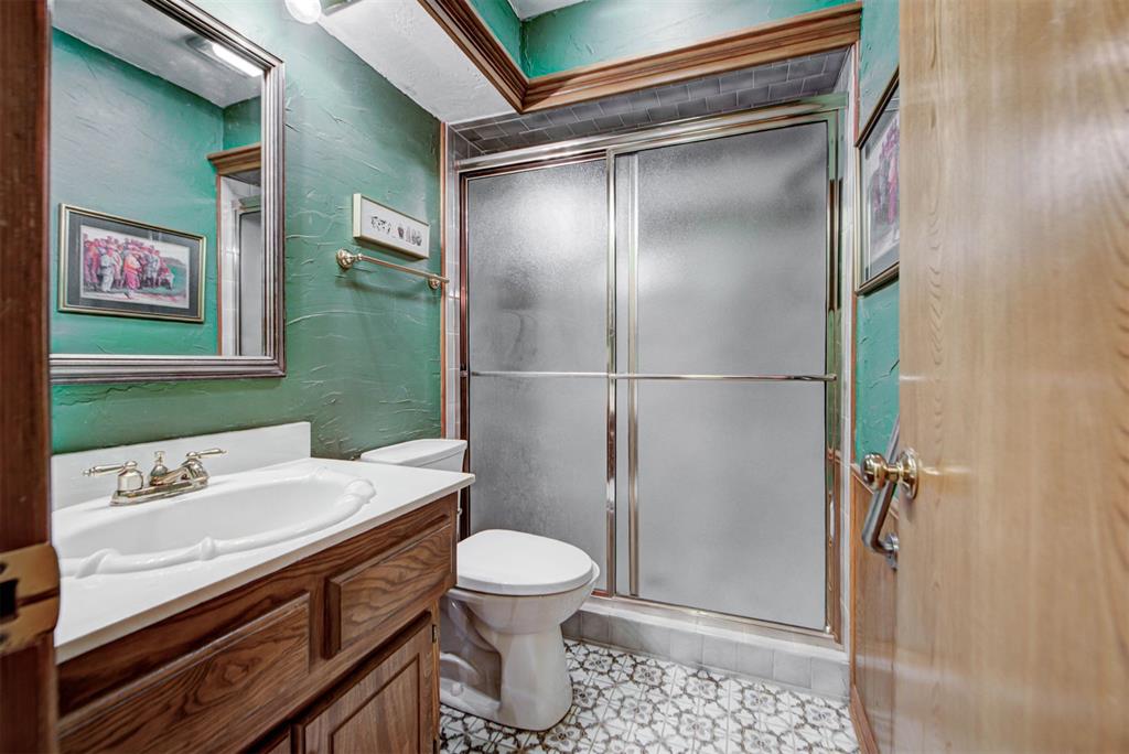 12913 Burlingame Avenue Property Photo 22