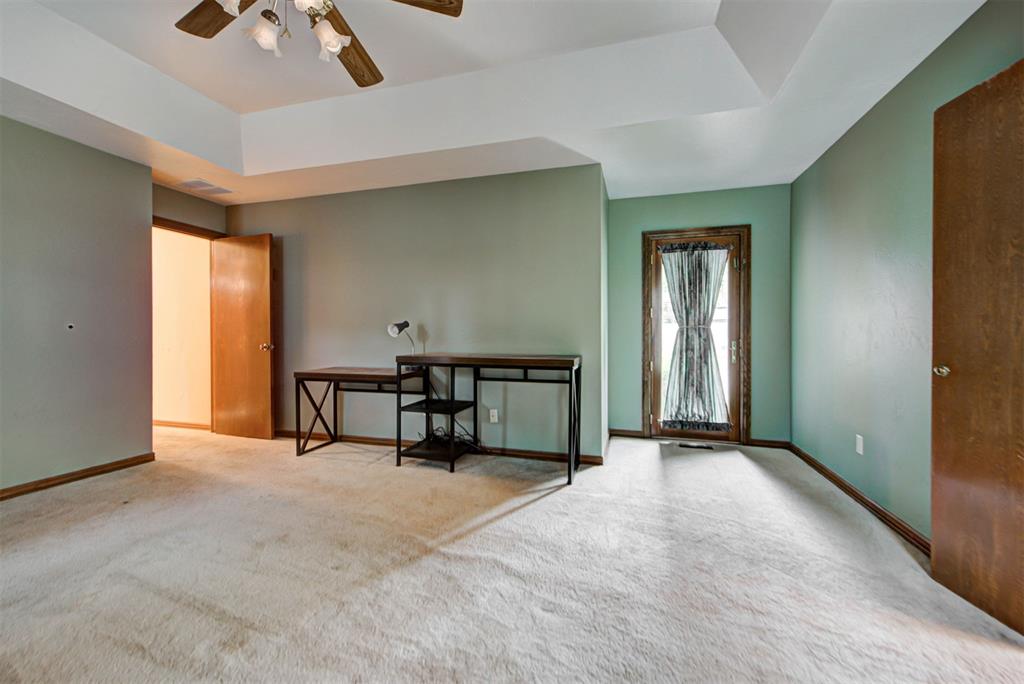 12913 Burlingame Avenue Property Photo 25